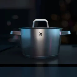 Töpfe | WMF Iconic Bräter mit Deckel, 28 cm