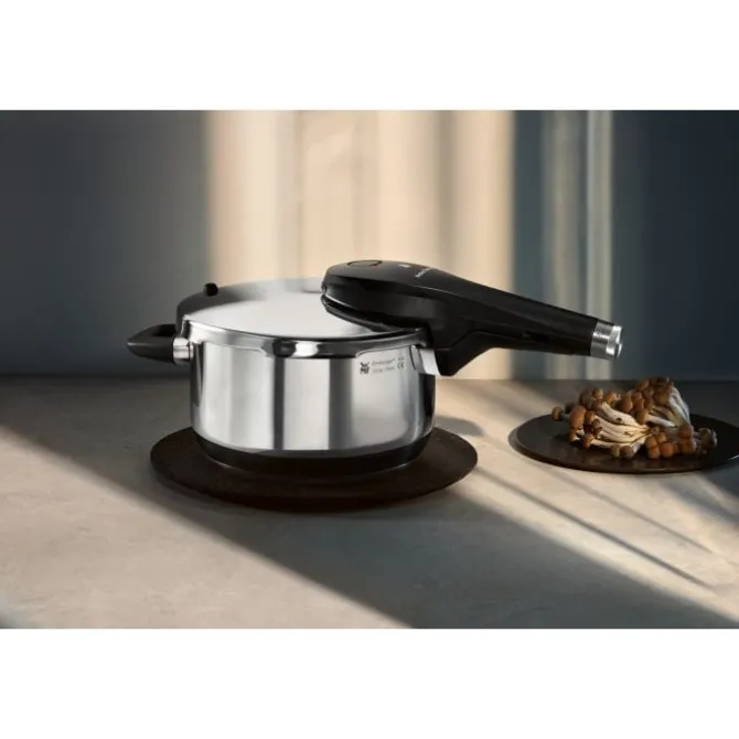 Schnellkochtöpfe | WMF Perfect Premium One Pot Schnellkochtopf-Set mit Dampfgareinsatz, 22 cm, 4,5 und 3,0 Liter, stapelbar
