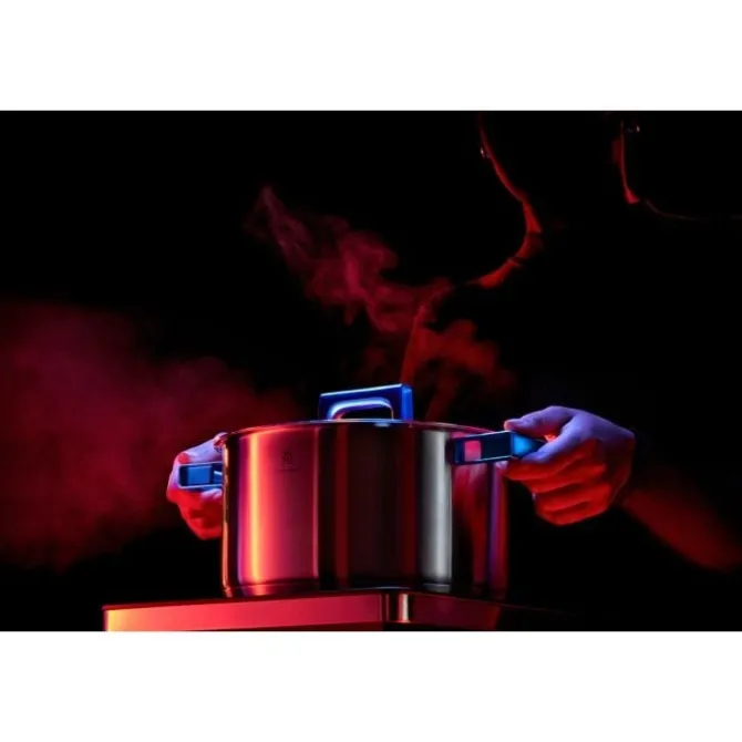 Töpfe | WMF Ultimate Cool+ Stielkasserolle, 16 cm